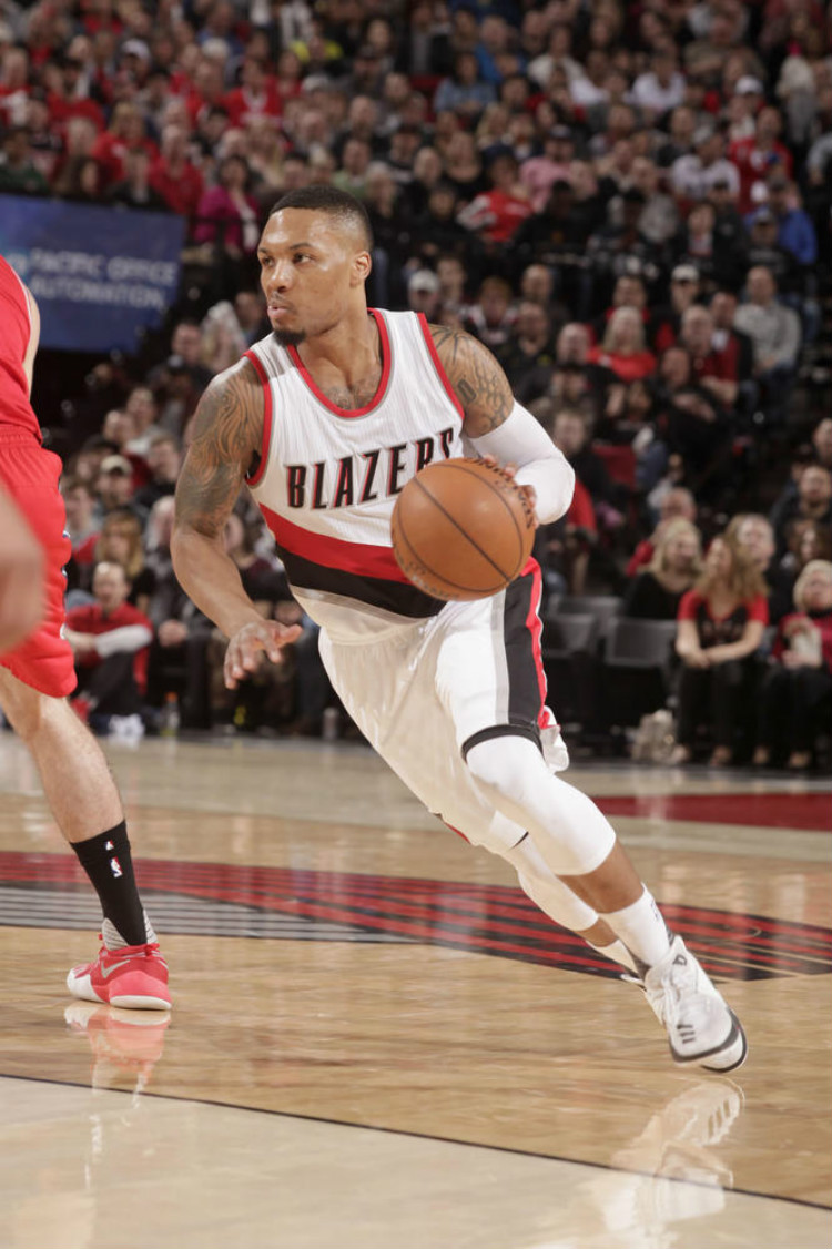 队提供了放 队提供了放