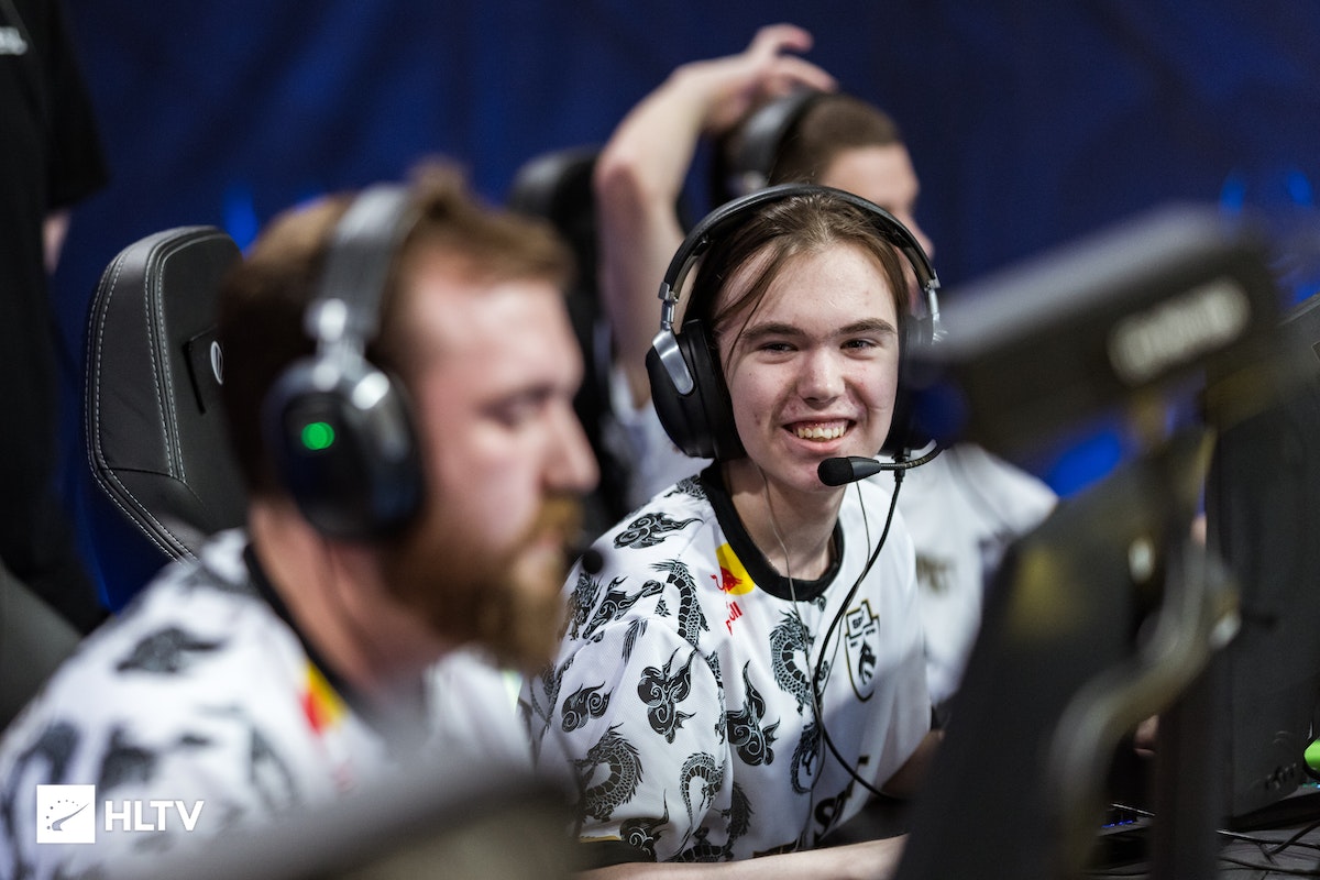 提前嵌入客 提前嵌入客